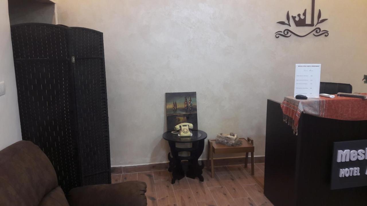 Mesha Stele Hotel Suites Madaba Bagian luar foto