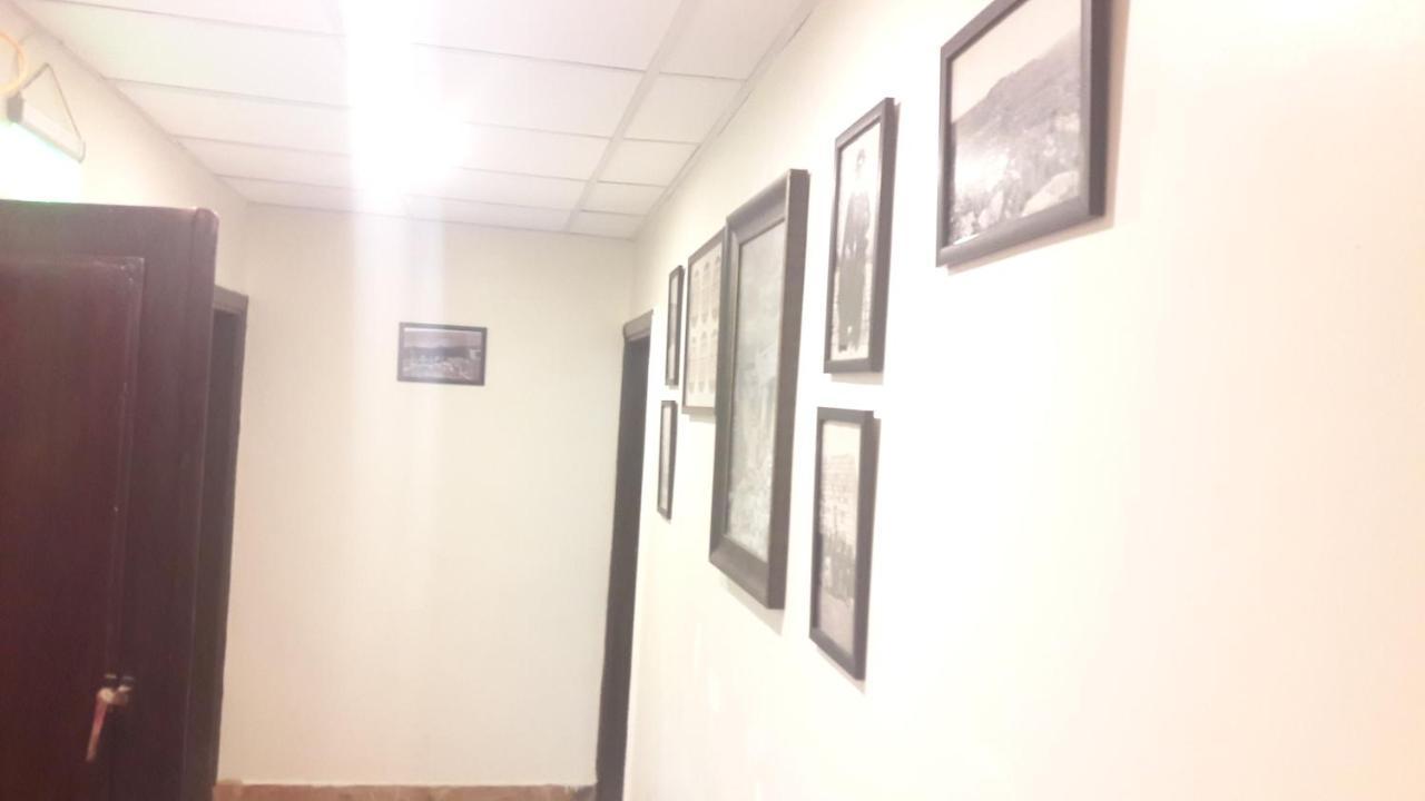 Mesha Stele Hotel Suites Madaba Bagian luar foto