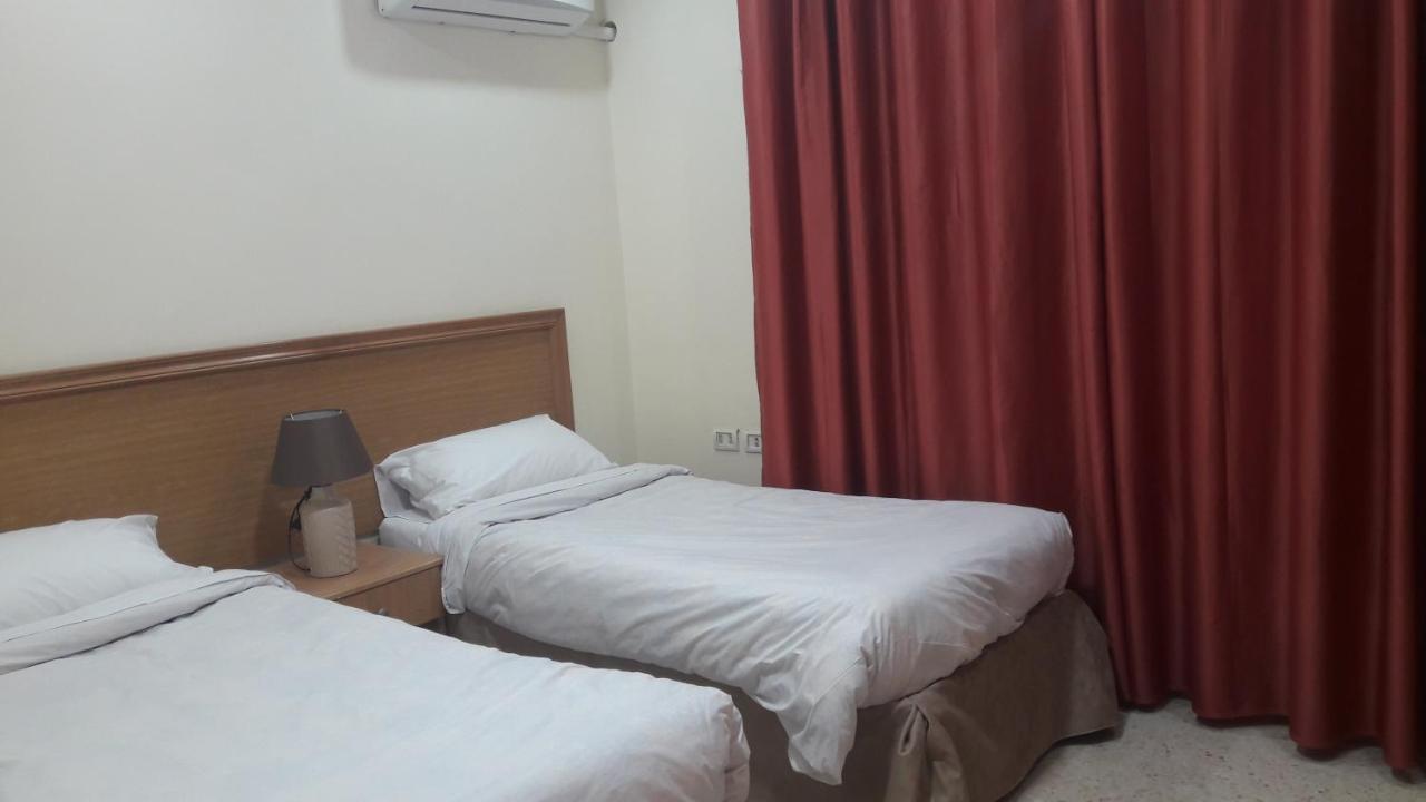 Mesha Stele Hotel Suites Madaba Bagian luar foto