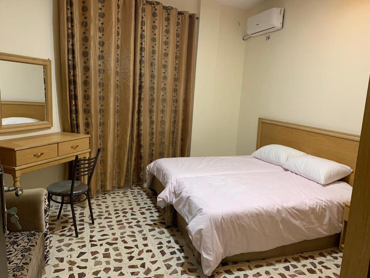 Mesha Stele Hotel Suites Madaba Bagian luar foto